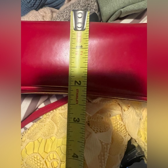 Red Liz Claiborne purse - Picture 7 of 10